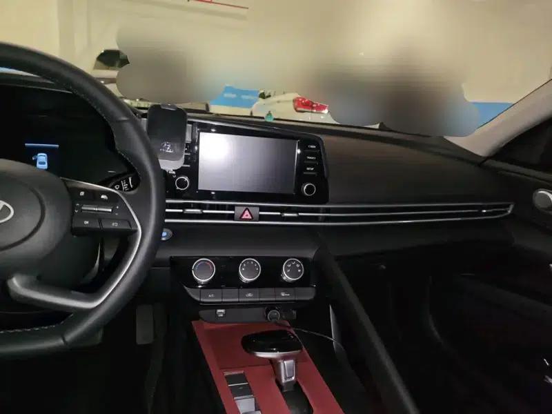 Hyundai Elantra 2023 1.5L CVT GLX Elite Edition — миниатюра 14