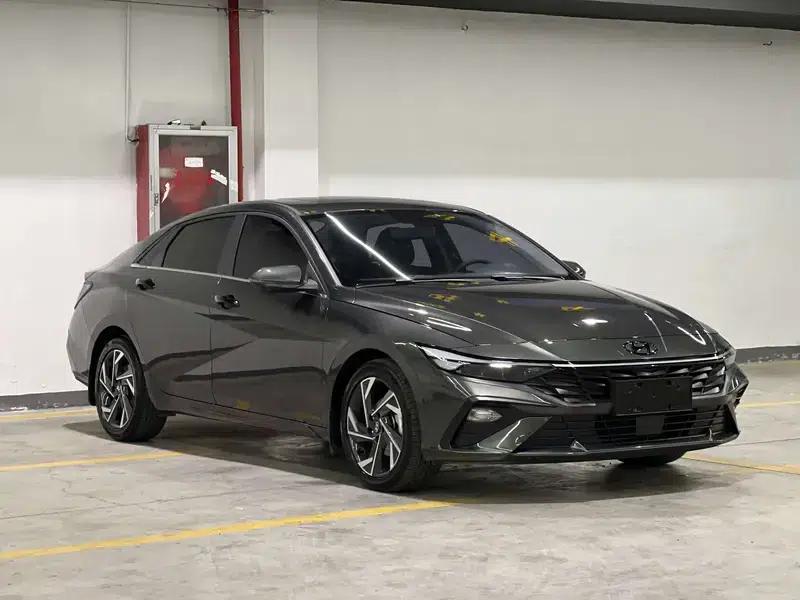 Hyundai Elantra 2023 1.5L CVT GLX Elite Edition — миниатюра 3