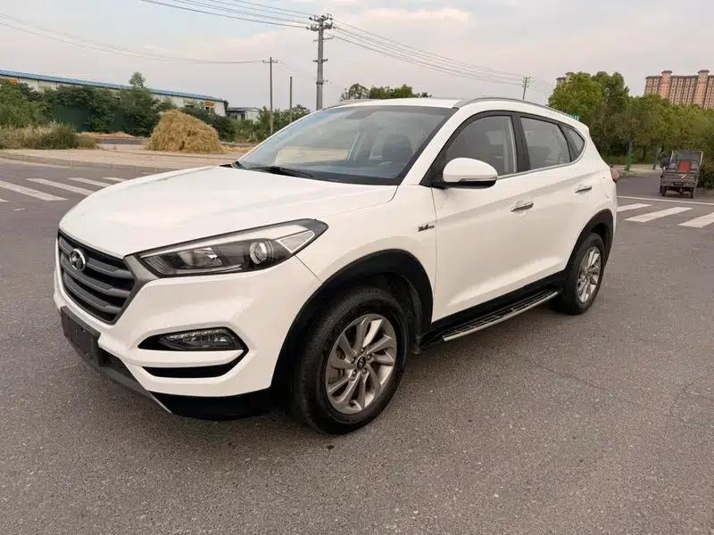 Tucson 2015 1.6T Dual-Clutch Two-Wheel Drive Intelligent Model — миниатюра 1