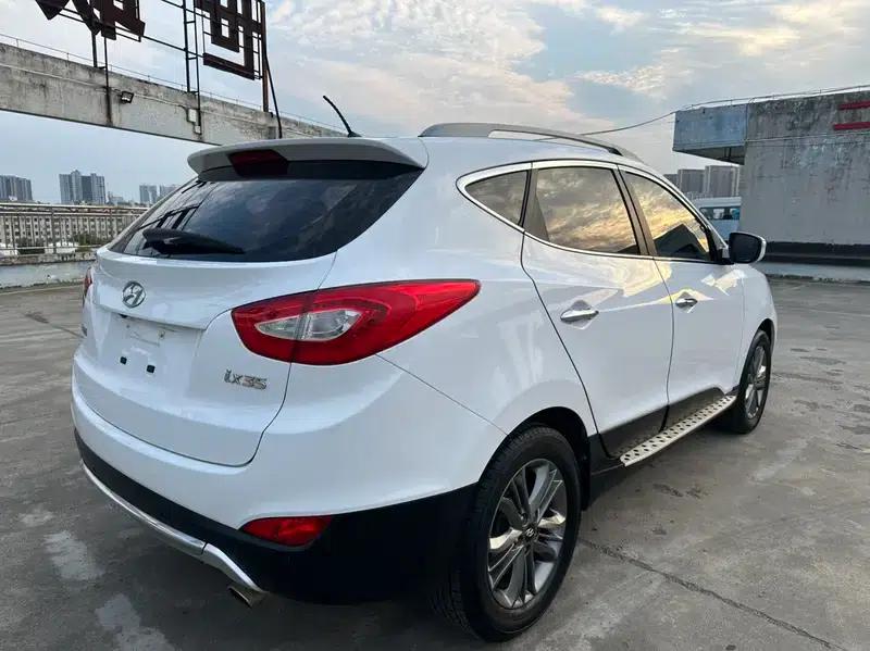 Hyundai ix35 2015 2.0L Automatic 2WD Smart Model (National IV Emission Standard) — миниатюра 5