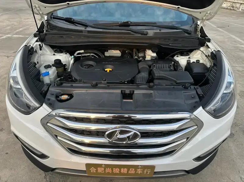 Hyundai ix35 2015 2.0L Automatic 2WD Smart Model (National IV Emission Standard) — миниатюра 6