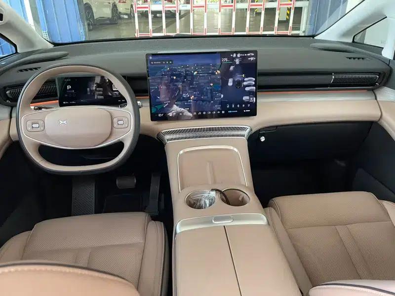 XPeng X9 2024 Model 640 AWD High Performance Max — миниатюра 8