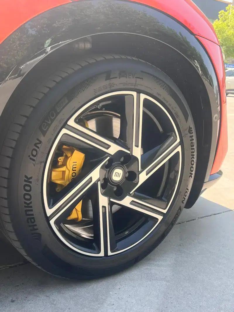 Xiaomi YU7 2025 All-Wheel Drive Pro Edition — миниатюра 17