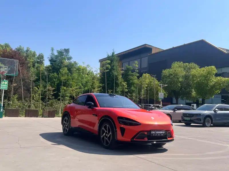 Xiaomi YU7 2025 All-Wheel Drive Pro Edition — миниатюра 3