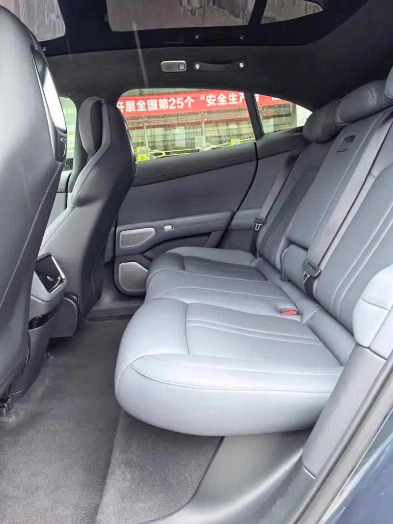 Xiaomi YU7 2025 All-Wheel Drive Max Edition — миниатюра 9