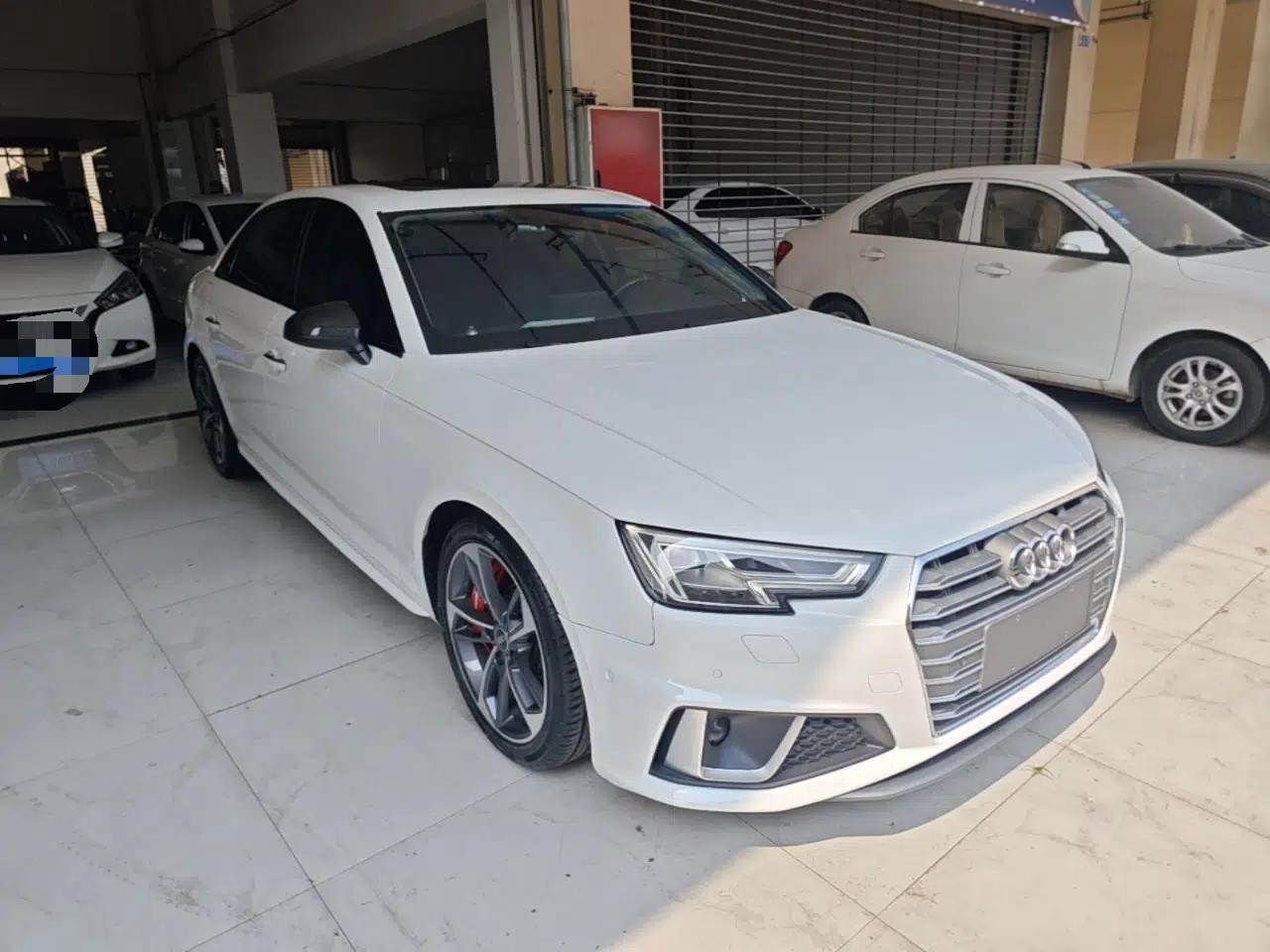 Audi A4L 2019 40 TFSI Fashion Edition China VI Emission Standard — миниатюра 3