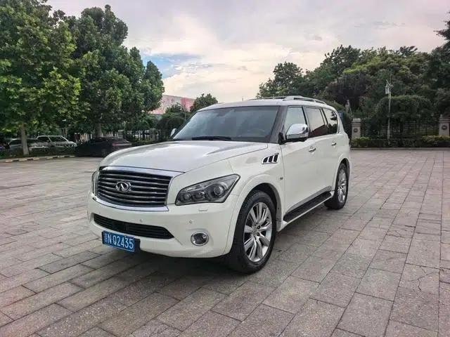 Infiniti QX80 2013 5.6L 4WD