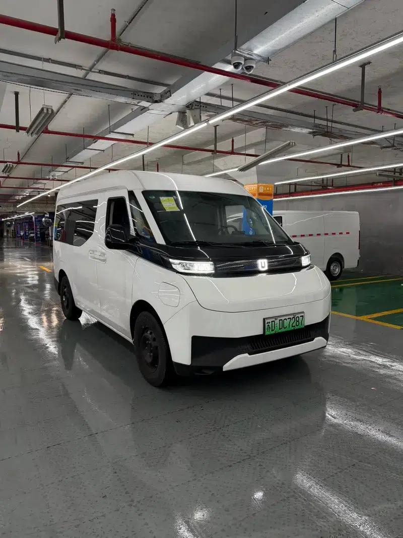 Super VAN 2025 Model, Sporty Edition, Mid-Wheelbase, Mid-Roof, 51kWh — миниатюра 2