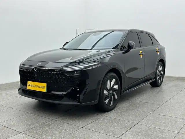 Venucia V DD-i 2023 Model 110KM iE Edition