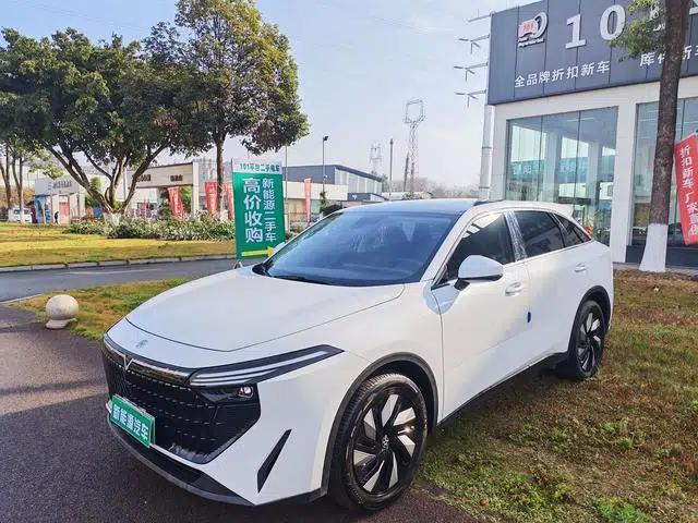 Venucia V DD-i 2023 Model 110KM iE Edition