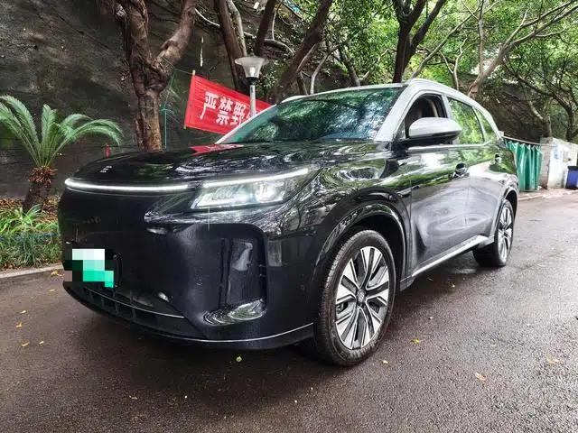 Blue Electric E5 PLUS 2026 Standard Range AWD Performance Ultra