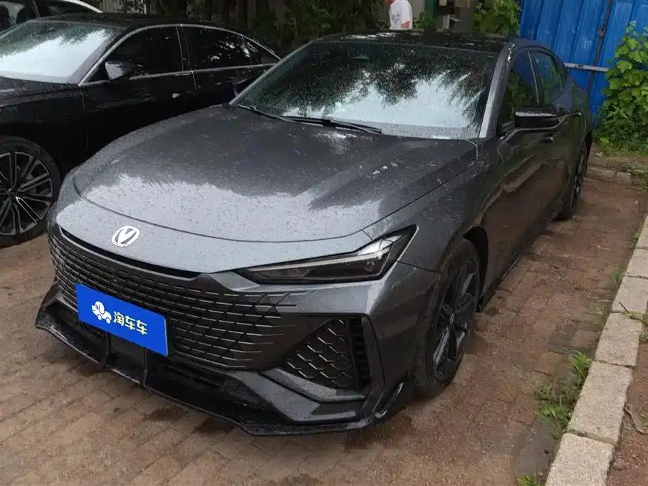Changan UNI-V 2023 2.0T Leading Speed Edition — миниатюра 1