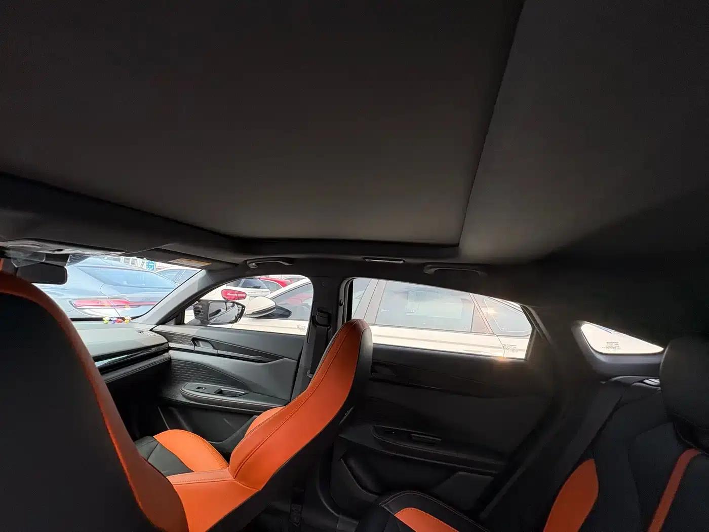 Changan UNI-V 2025 1.5T 500Bar Premium Edition — миниатюра 14