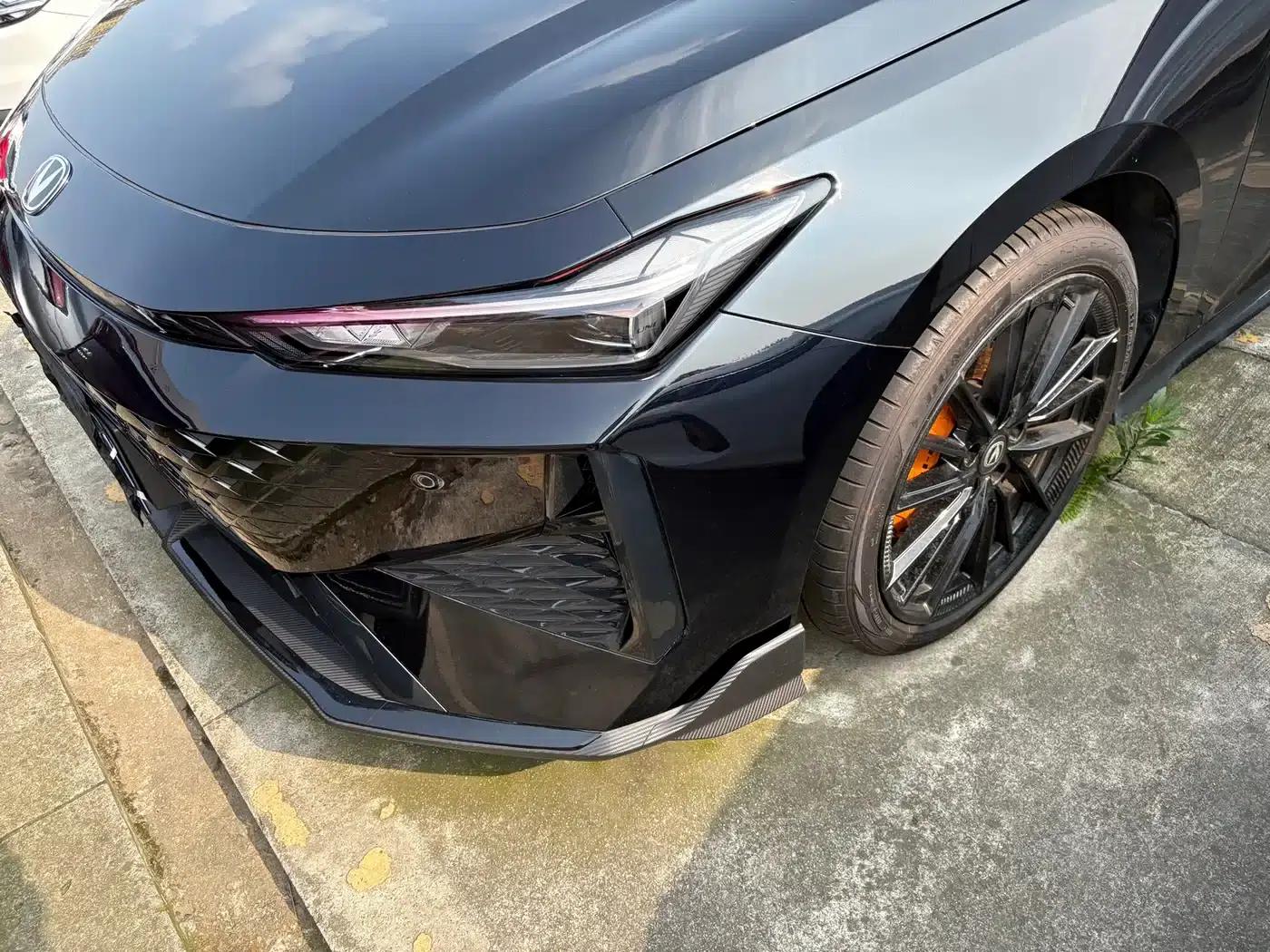Changan UNI-V 2025 1.5T 500Bar Premium Edition — миниатюра 3