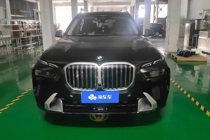 BMW X7 2023 xDrive40i Leading Luxury Package — миниатюра 2