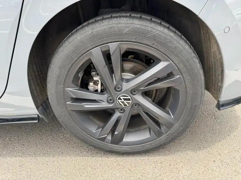 2022 Golf 280TSI DSG R-Line — миниатюра 9
