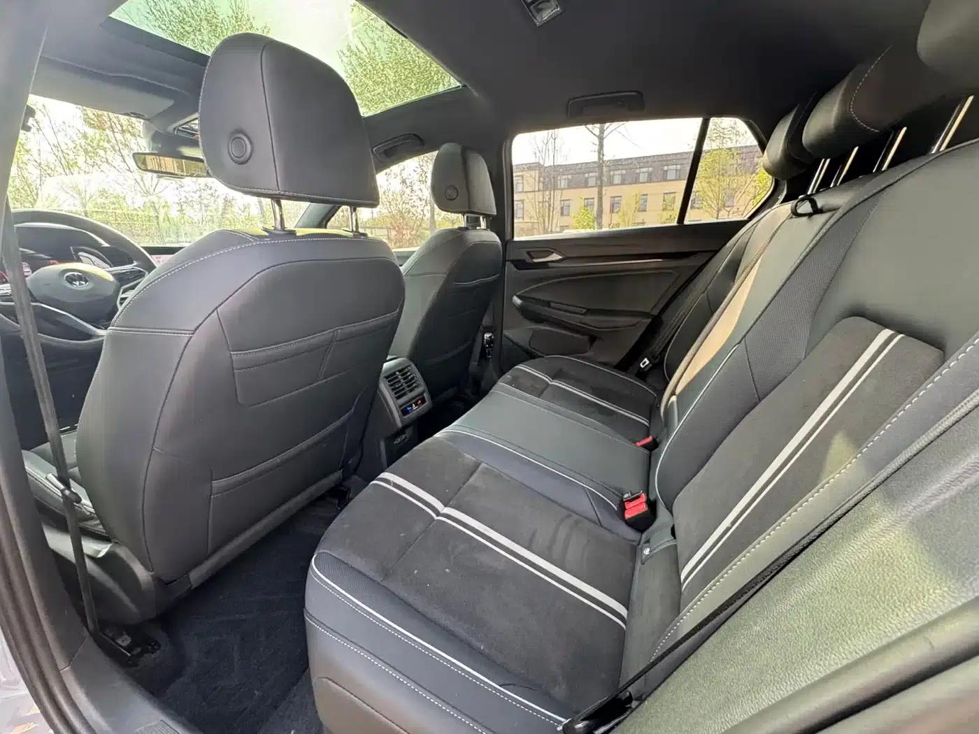 2021 Golf 280TSI DSG R-Line — миниатюра 7