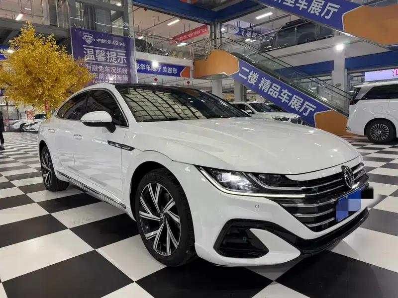 Volkswagen CC 2023 330TSI Dazzling Edition — миниатюра 3