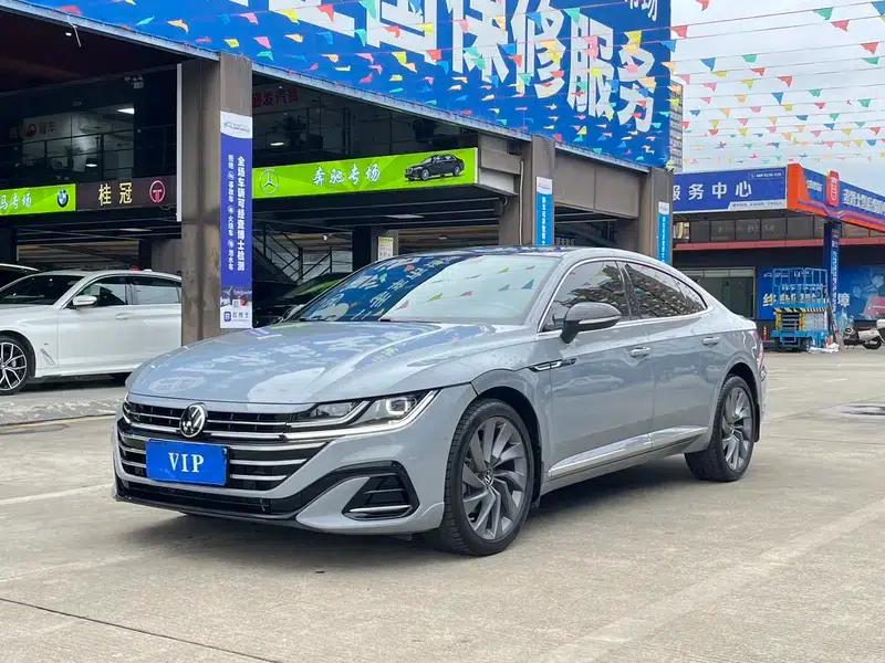 Volkswagen CC 2021 380TSI Striking Edition 30th Anniversary Edition — миниатюра 1