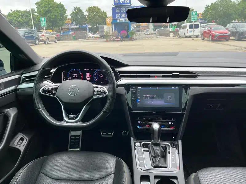 Volkswagen CC 2021 380TSI Striking Edition 30th Anniversary Edition — миниатюра 11
