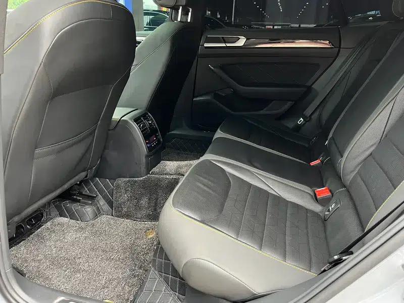 Volkswagen CC 2021 380TSI Striking Edition 30th Anniversary Edition — миниатюра 13