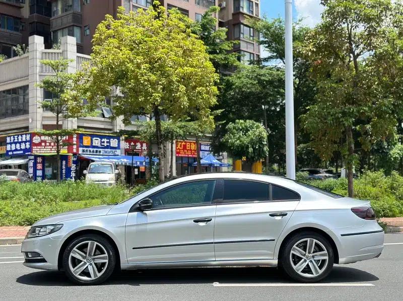 Volkswagen CC 2013 1.8TSI Luxury Edition — миниатюра 4