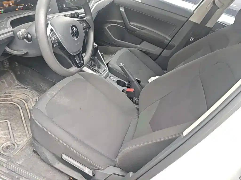 2023 Polo Facelift Plus 1.5L Automatic Enjoy Life Edition — миниатюра 15