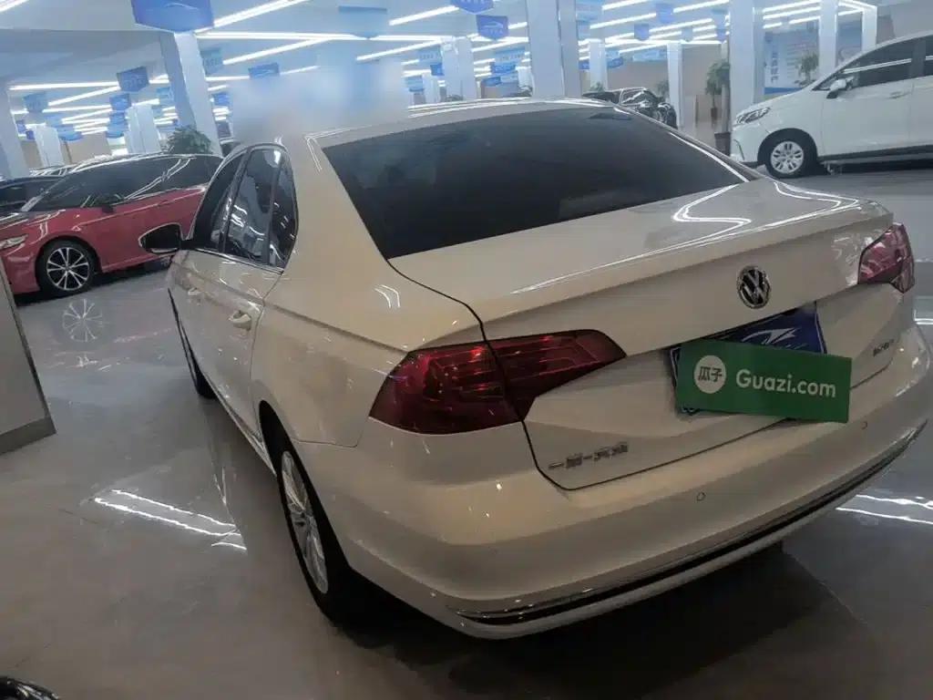 2017 Volkswagen Bora 1.6L Automatic Comfort Model — миниатюра 5