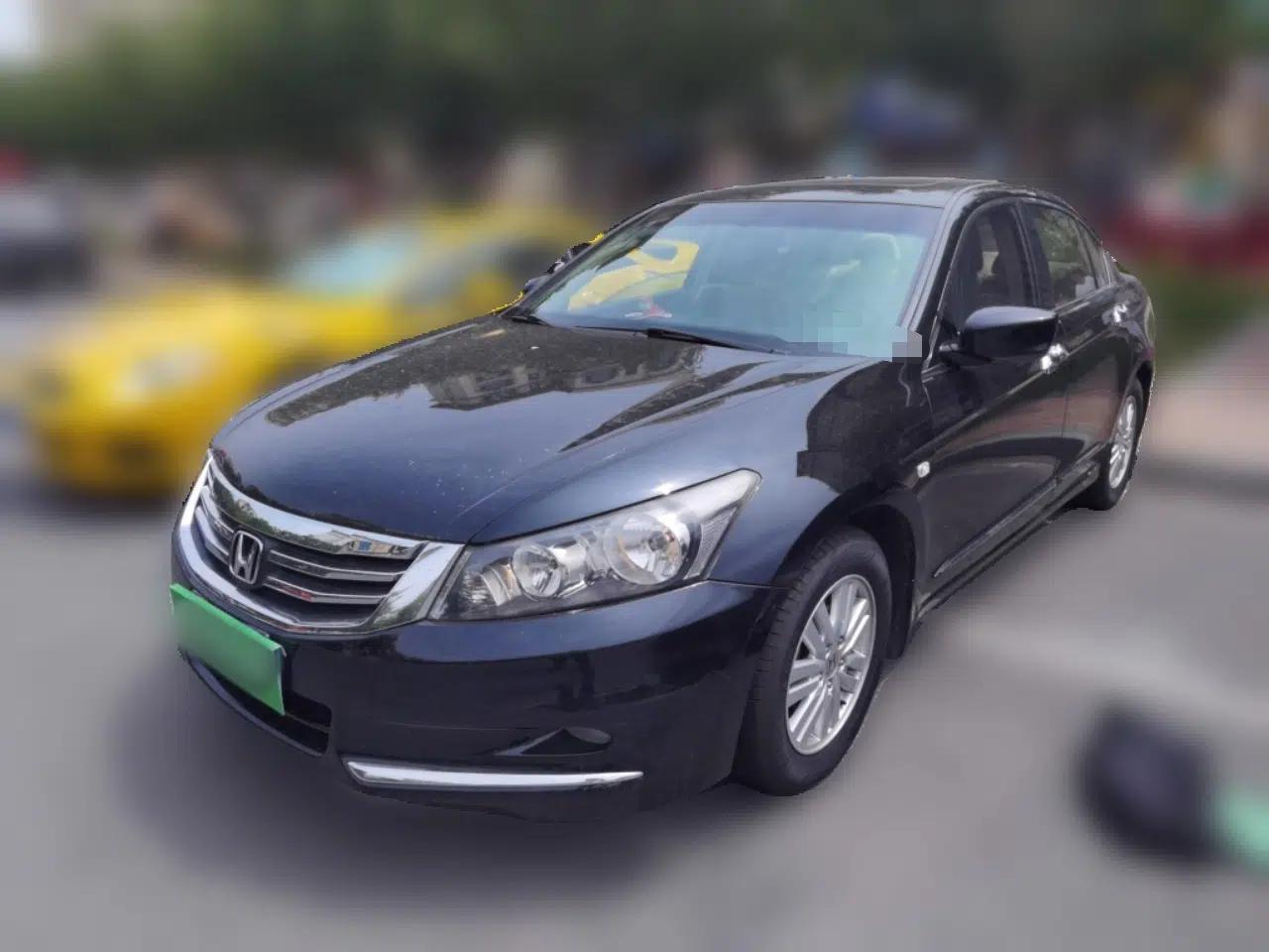 Honda Accord 2013 2.0L LX — миниатюра 1
