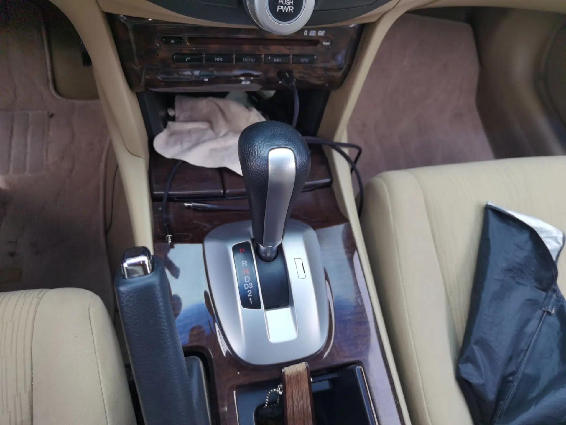 Honda Accord 2013 2.0L LX — миниатюра 14