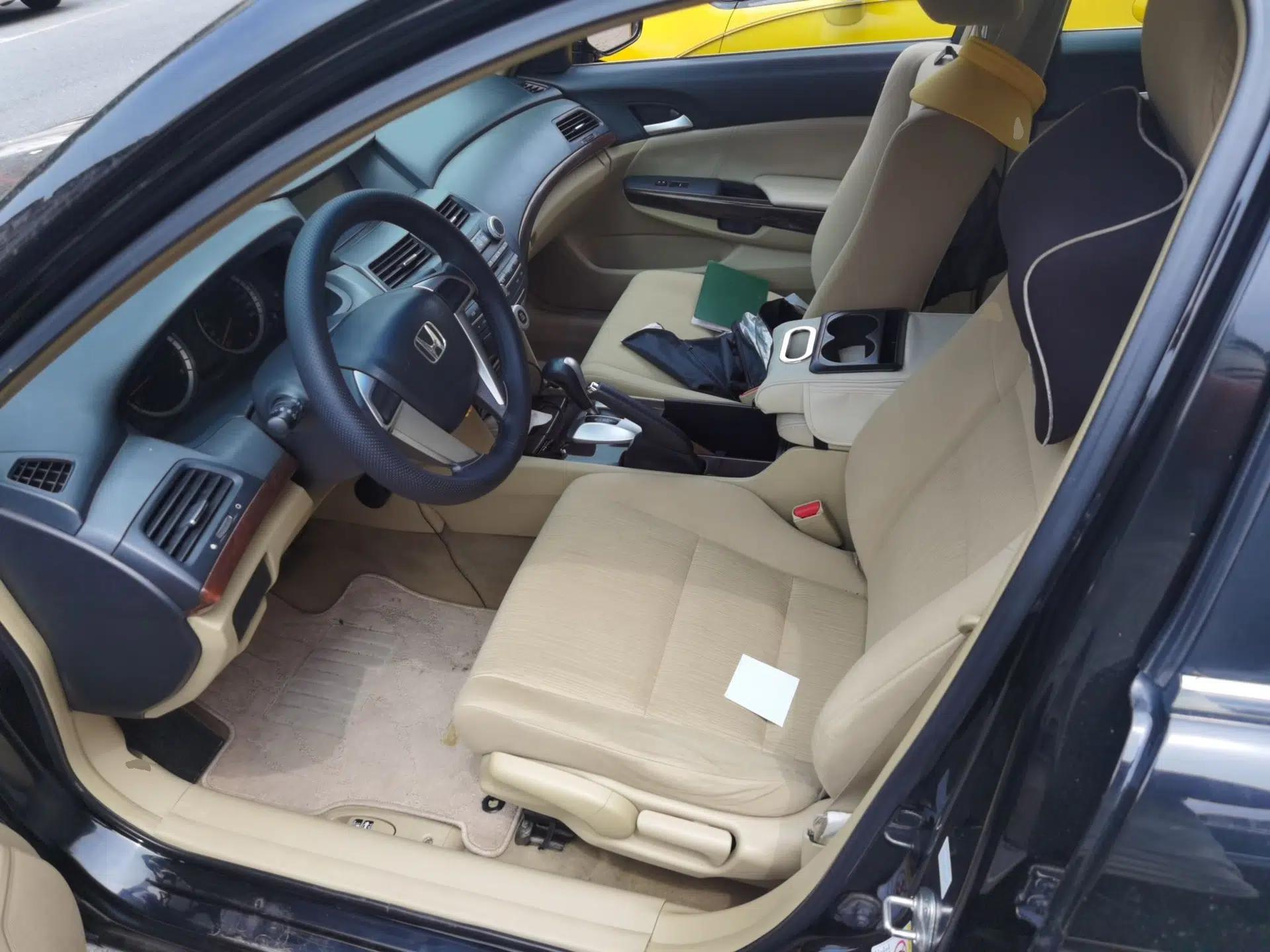 Honda Accord 2013 2.0L LX — миниатюра 15