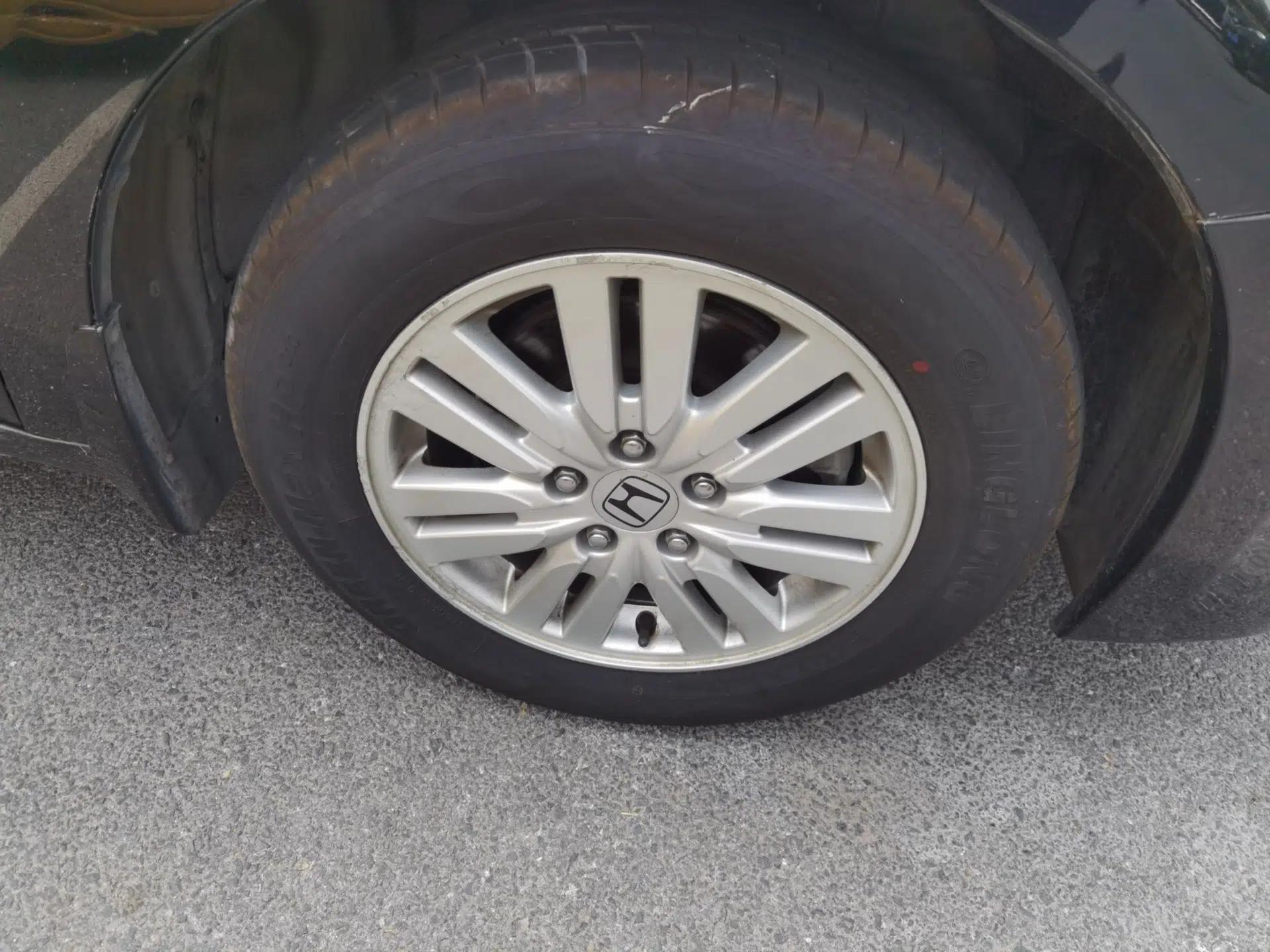 Honda Accord 2013 2.0L LX — миниатюра 8