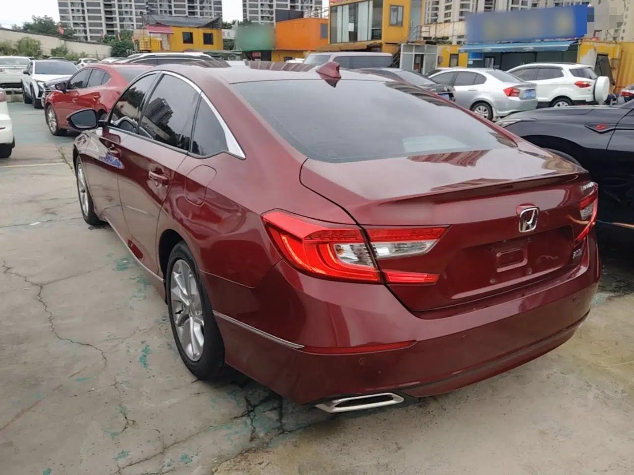 Honda Accord 2018 260TURBO Elite Edition China V — миниатюра 13