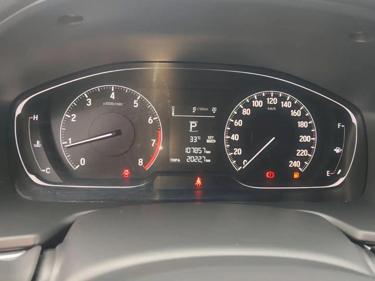Honda Accord 2018 260TURBO Elite Edition China V — миниатюра 19