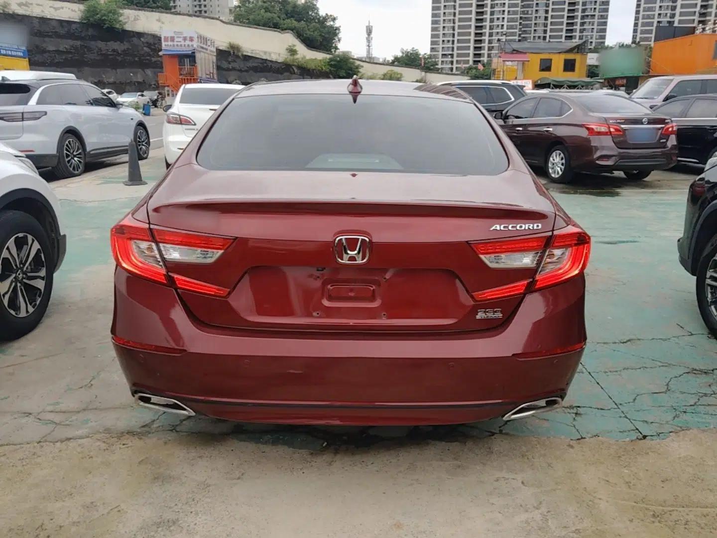 Honda Accord 2018 260TURBO Elite Edition China V — миниатюра 5