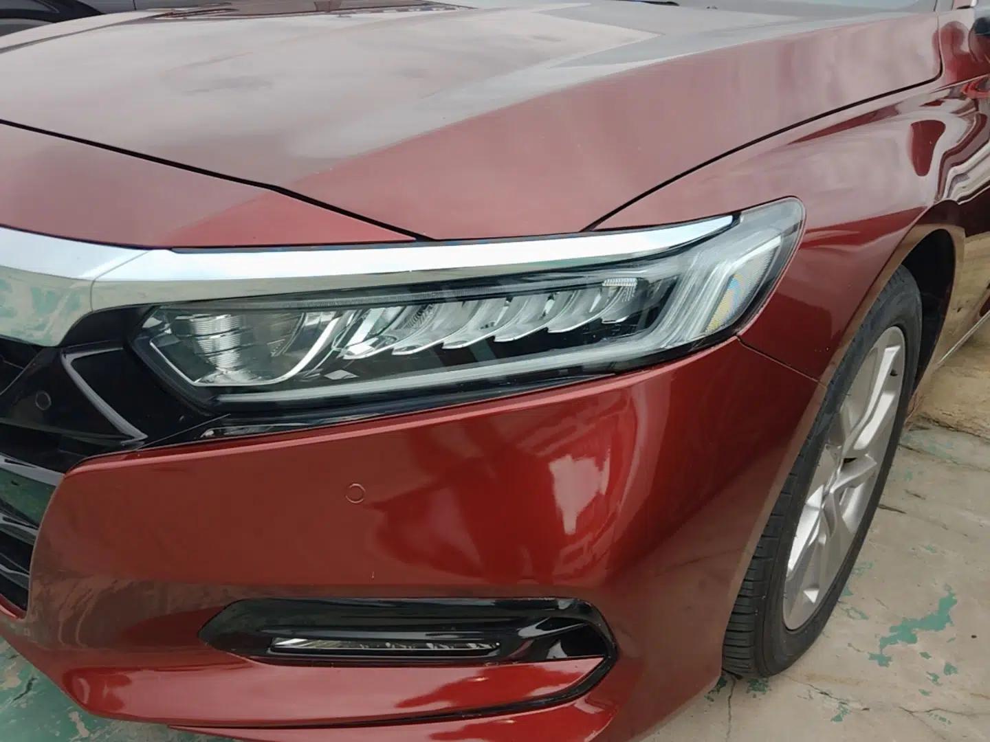 Honda Accord 2018 260TURBO Elite Edition China V — миниатюра 8
