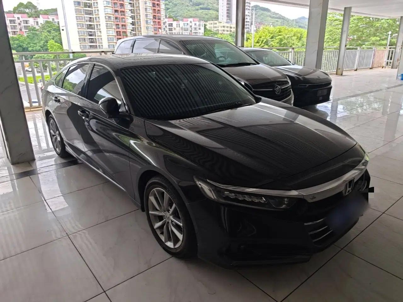 Honda Accord 2022 260TURBO Luxury Edition — миниатюра 3
