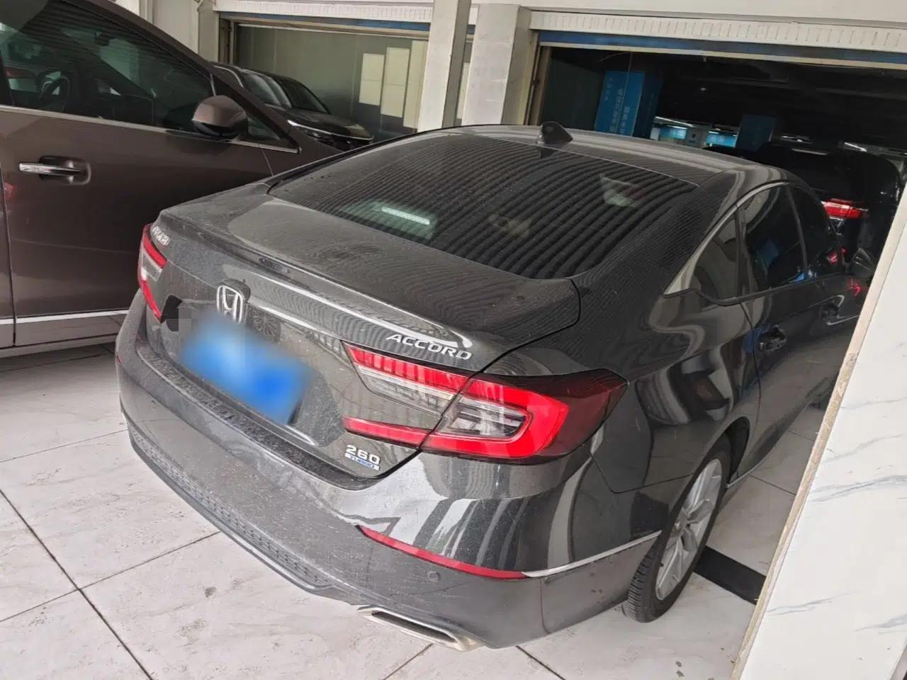 Honda Accord 2022 260TURBO Luxury Edition — миниатюра 6