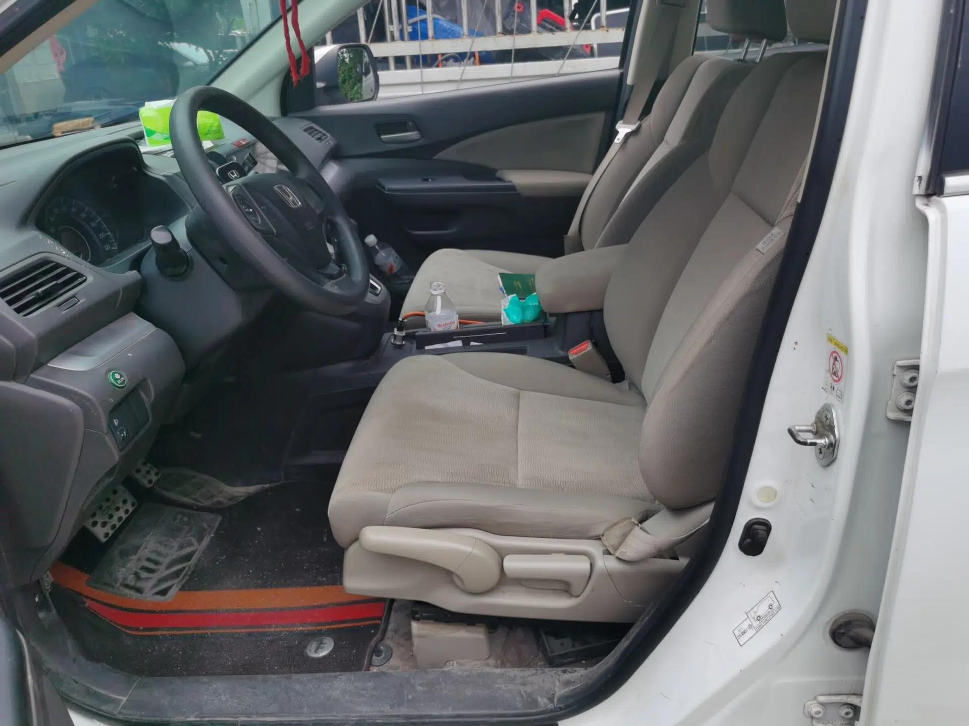Honda CR-V 2012 2.0L two-wheel drive urban version — миниатюра 15