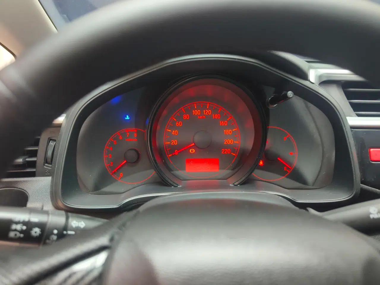 Honda Fit 2014 1.5L LX CVT Comfort Model — миниатюра 11