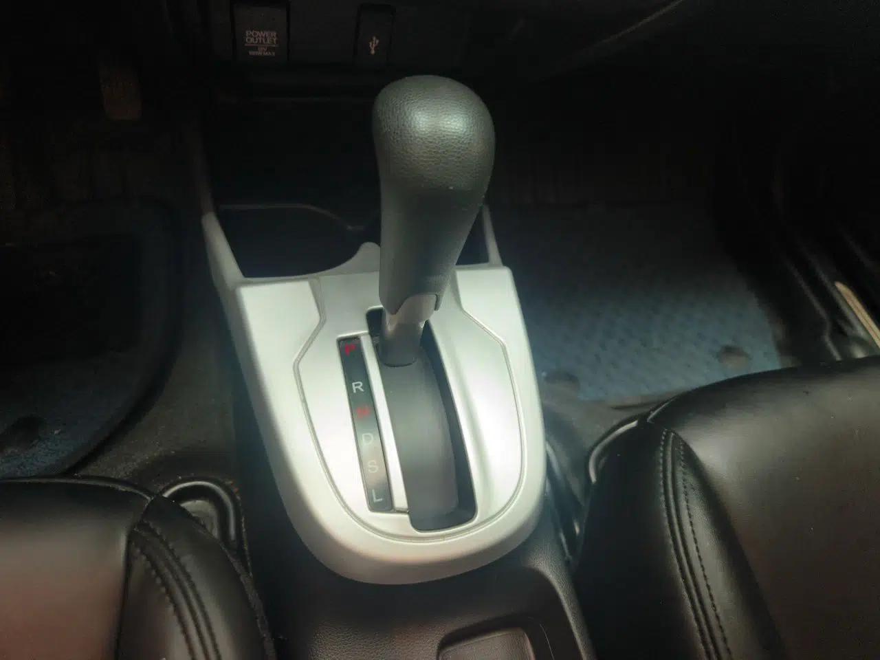 Honda Fit 2014 1.5L LX CVT Comfort Model — миниатюра 14