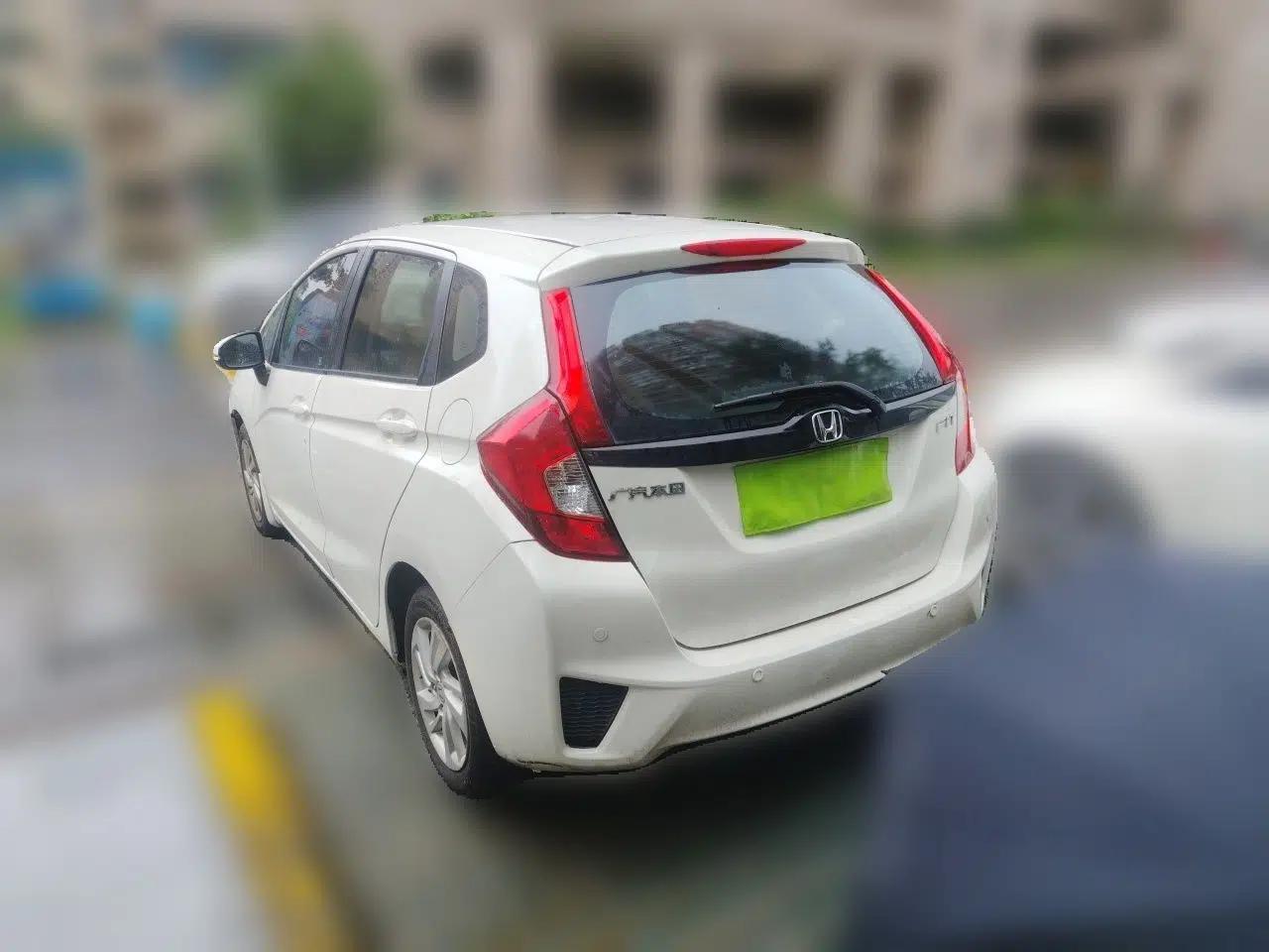 Honda Fit 2016 1.5L SE CVT Fashion Model — миниатюра 4