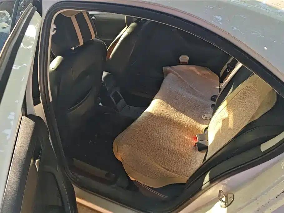 Santana 2015 1.6L Manual Comfort Edition — миниатюра 11