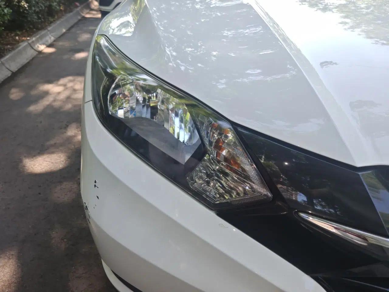 Honda Vezel 2015 1.5L CVT two-wheel drive Comfort trim — миниатюра 7