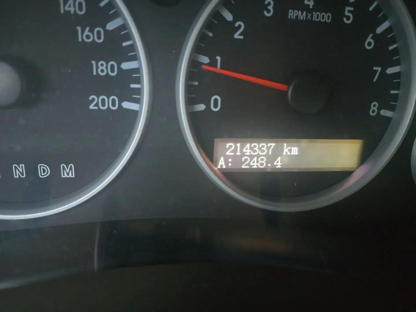 Buick GL8 2011 2.4L CT Comfort Edition — миниатюра 12