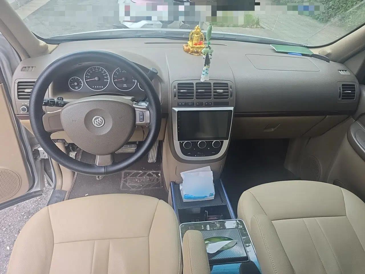 Buick GL8 2011 2.4L CT Comfort Edition — миниатюра 9