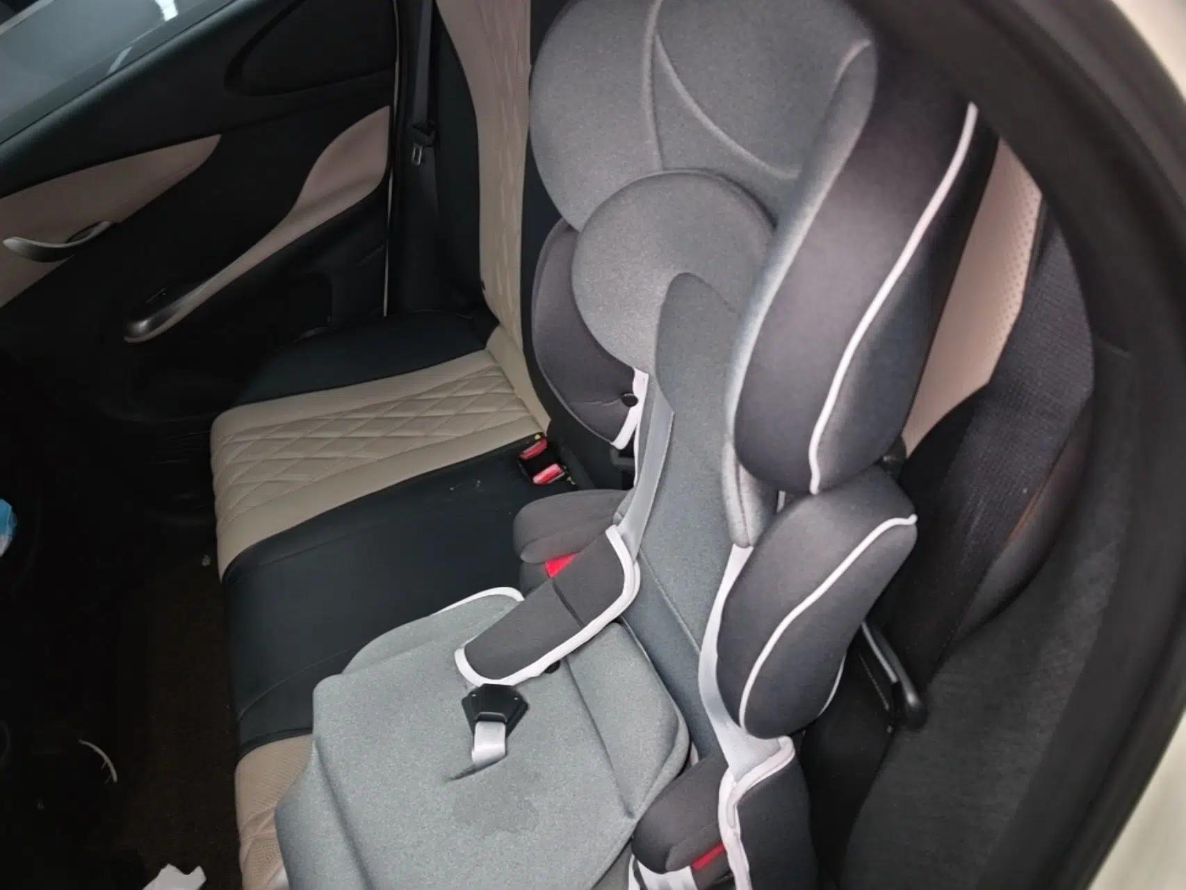 BYD Dolphin 2021 405 km Fashion Edition — миниатюра 20