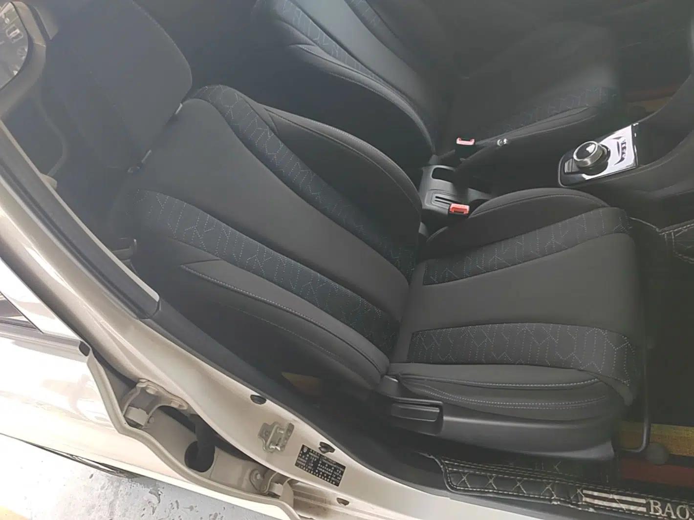 Baojun 310 2017 1.5L automatic comfort version — миниатюра 19