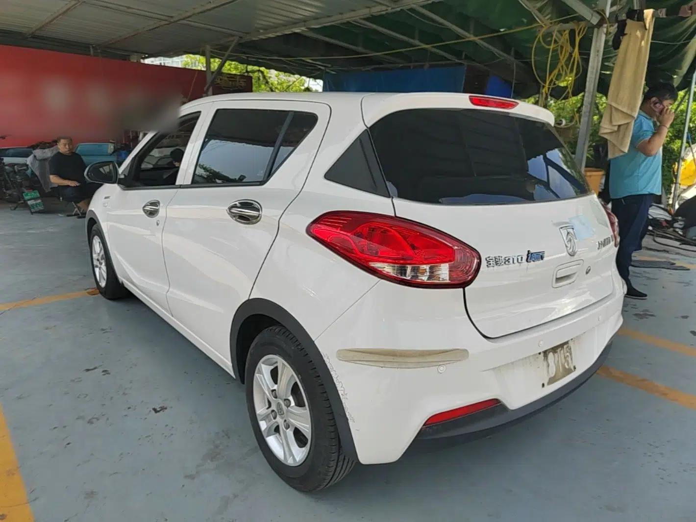 Baojun 310 2017 1.5L automatic comfort version — миниатюра 4