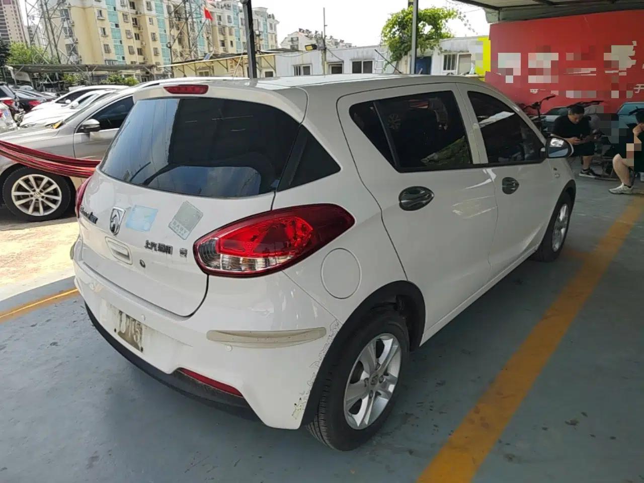 Baojun 310 2017 1.5L automatic comfort version — миниатюра 6